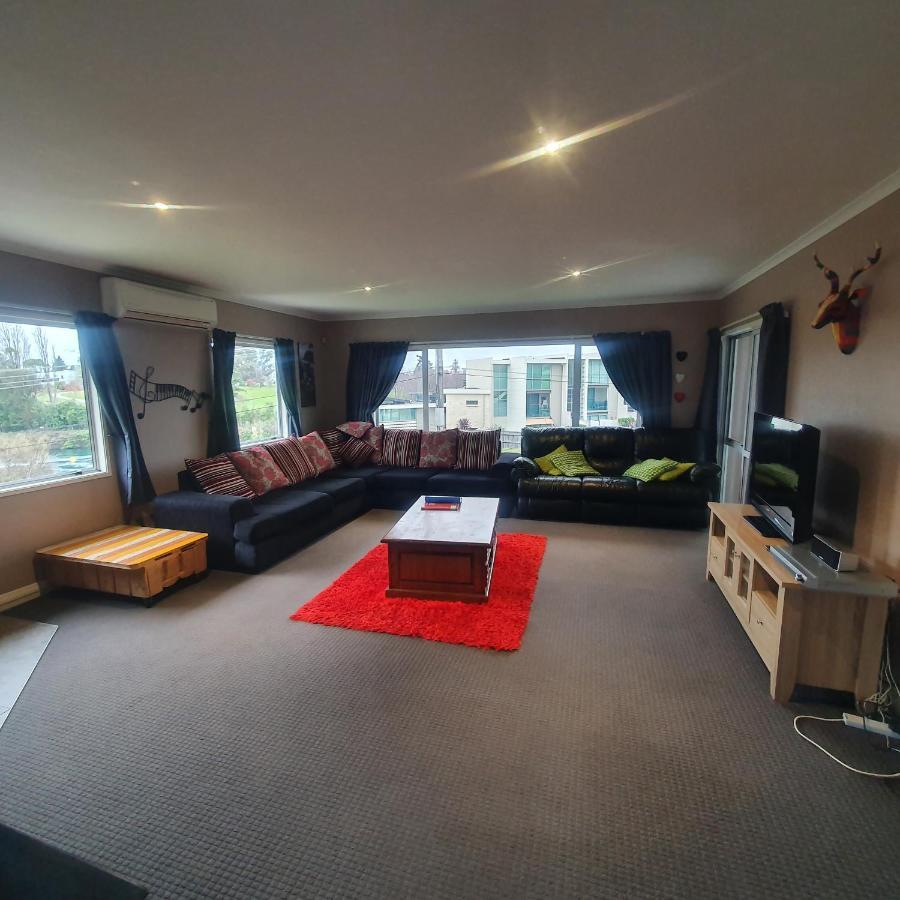 The Retreat Taupo Villa Exterior photo
